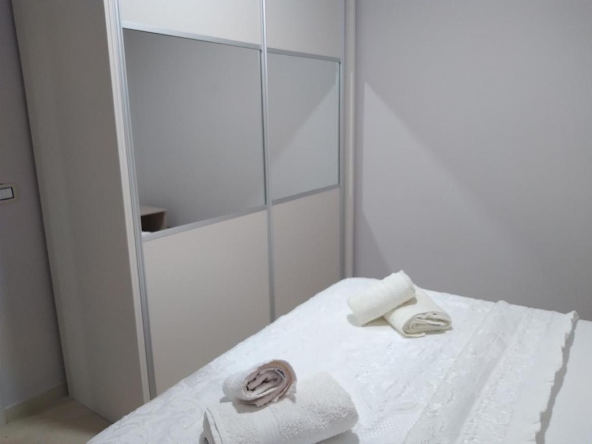 Eleana'S Apartament Sarandë Buitenkant foto