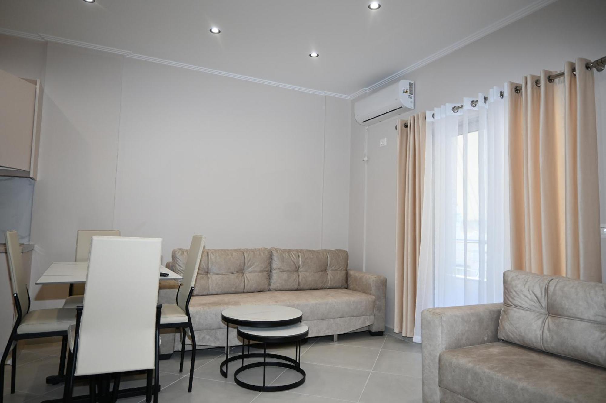 Eleana'S Apartament Sarandë Kamer foto