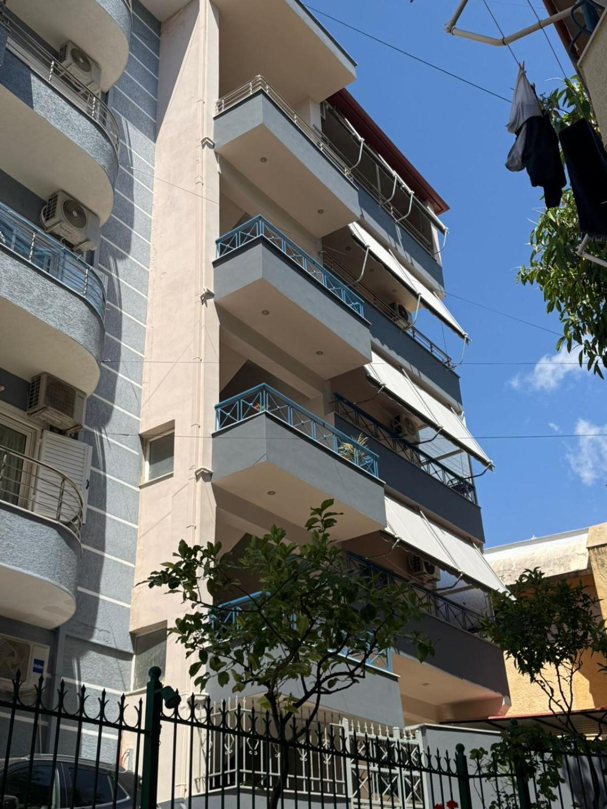 Eleana'S Apartament Sarandë Buitenkant foto